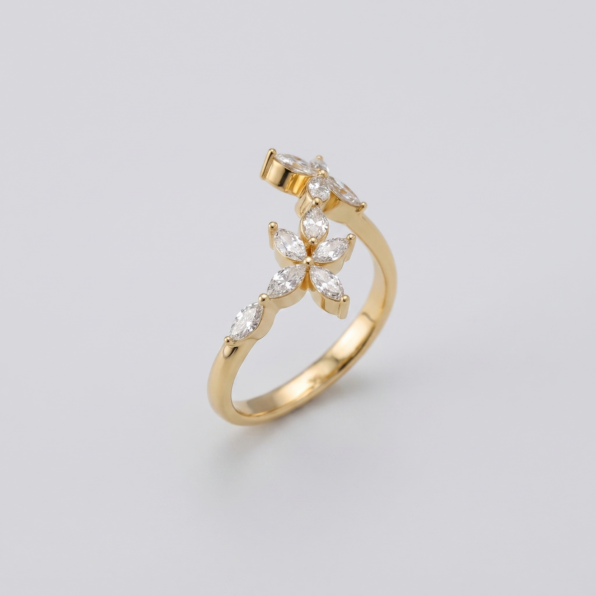 Fleur Jumelle Ring von VÉORA – 925 Sterling Silber, 18K vergoldet – Ansicht 1