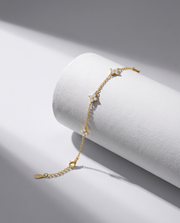 Fleur Mini Armband von VÉORA – 925 Sterling Silber, 18K vergoldet – Ansicht 2