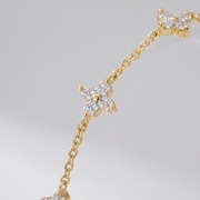 Fleur Mini Armband von VÉORA – 925 Sterling Silber, 18K vergoldet – Ansicht 3